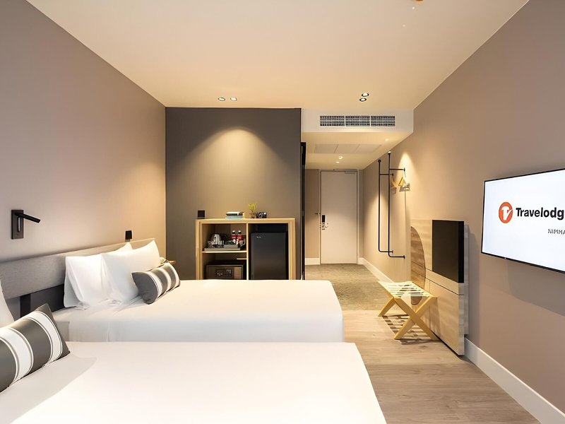 Travelodge Nimman 36