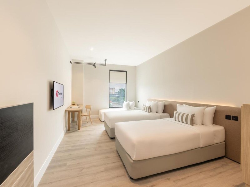 Travelodge Nimman 44