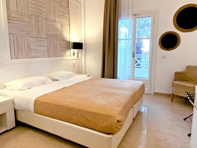 Smy Santorini Suites & Villas 23