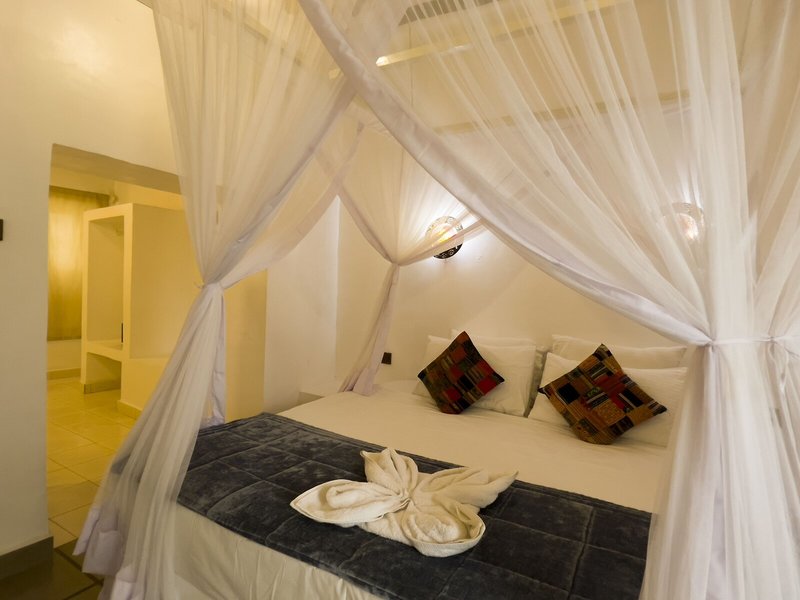 Zanzi House 12