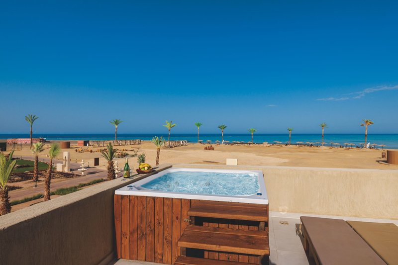 True Beach Village 50