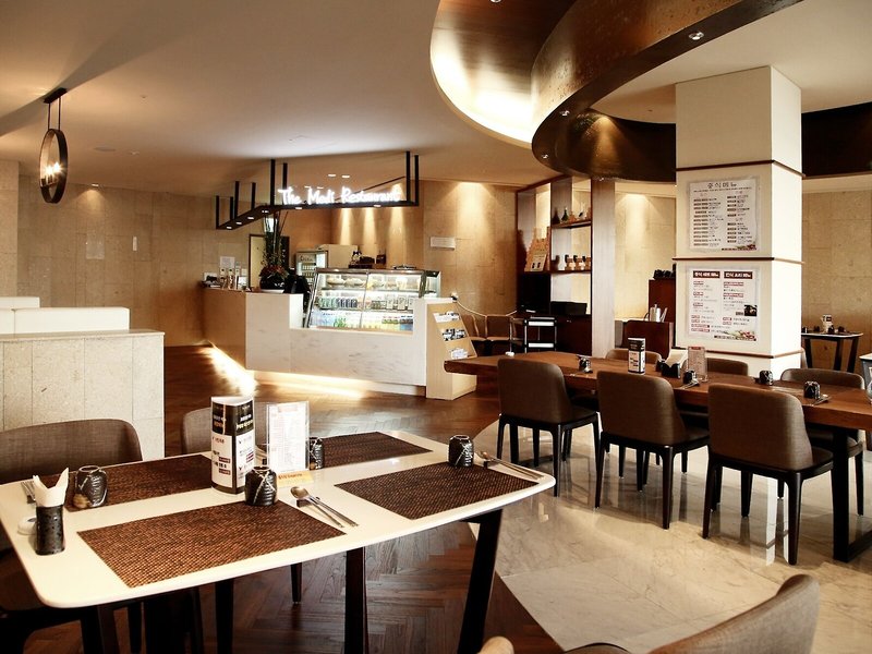 The Riverside Hotel 20 - Restaurant