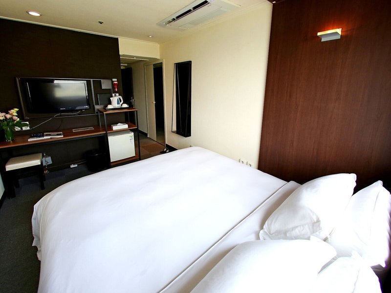 The Riverside Hotel 44 - Room Example