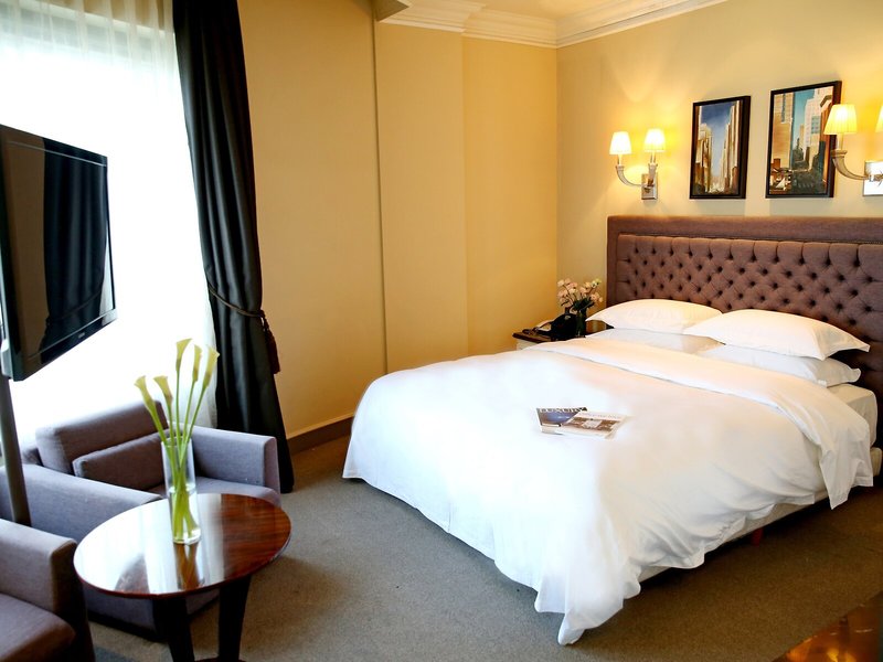 The Riverside Hotel 48 - Room Example