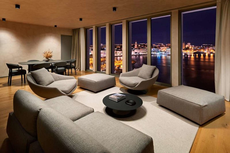 Hotel Ambasador 33