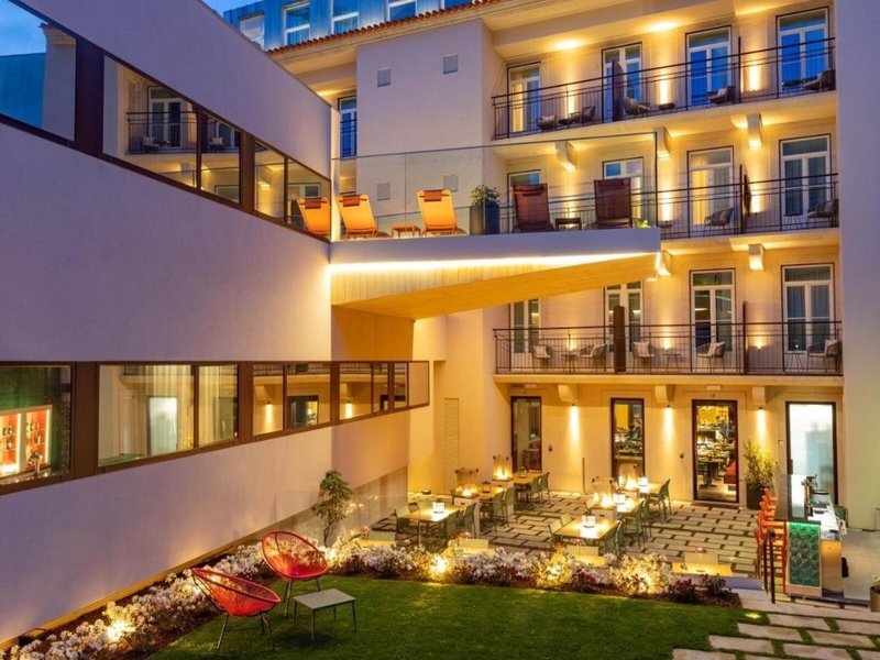 Arts Hotel Porto Tapestry Collection by Hilton