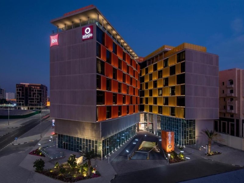 Adagio Doha 5