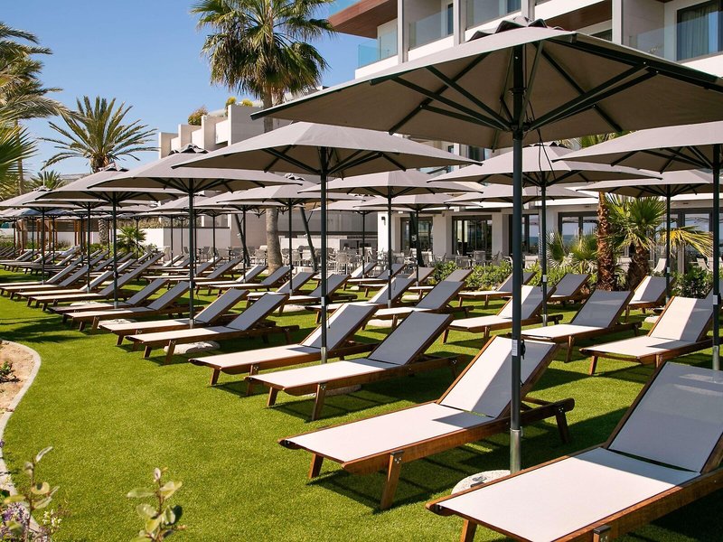 Mercure Larnaca Beach Resort