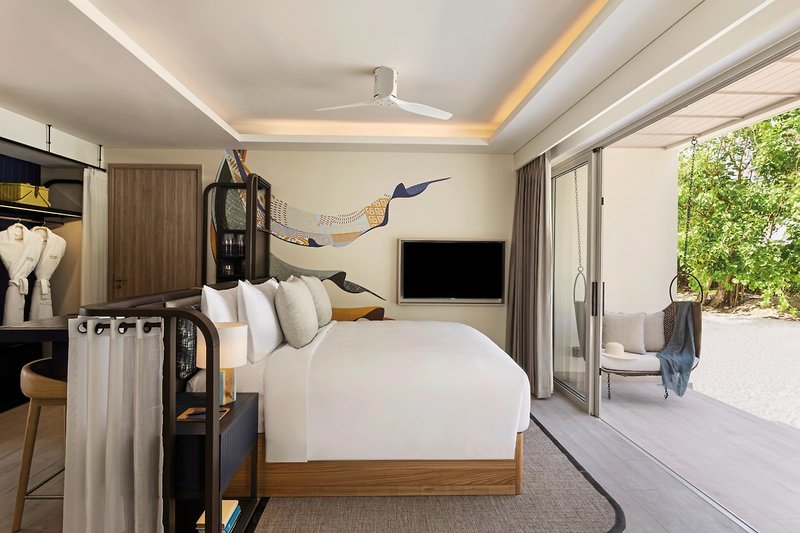 Avani+ Fares Maldives Resort 8