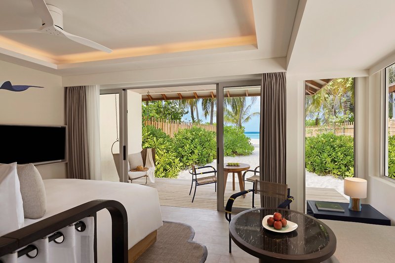 Avani+ Fares Maldives Resort 12
