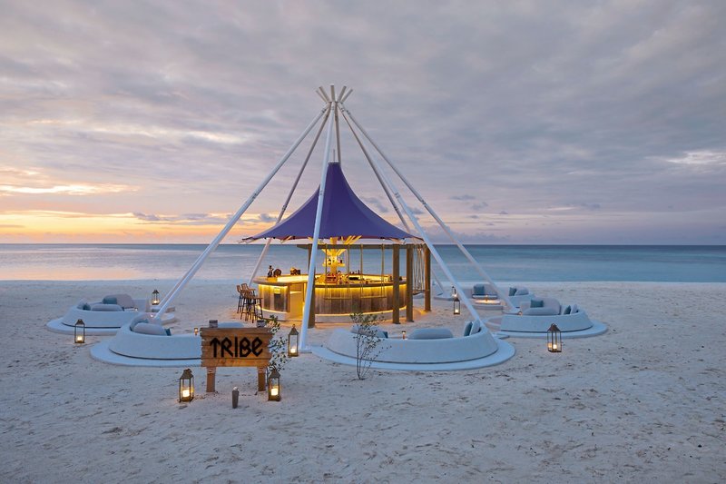 Avani+ Fares Maldives Resort 28