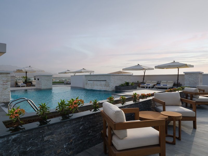DoubleTree by Hilton Muscat Qurum 8