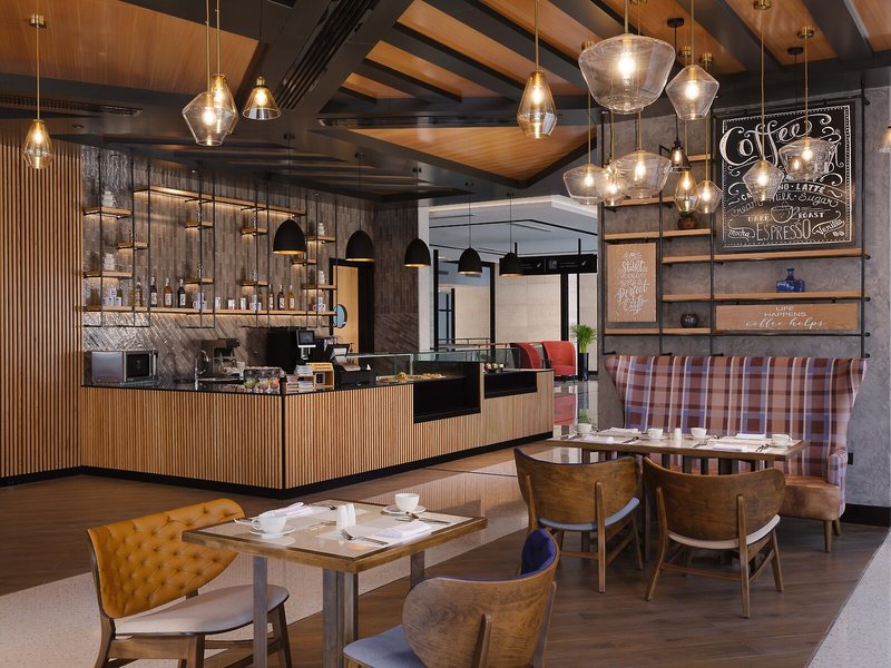 DoubleTree by Hilton Muscat Qurum 19