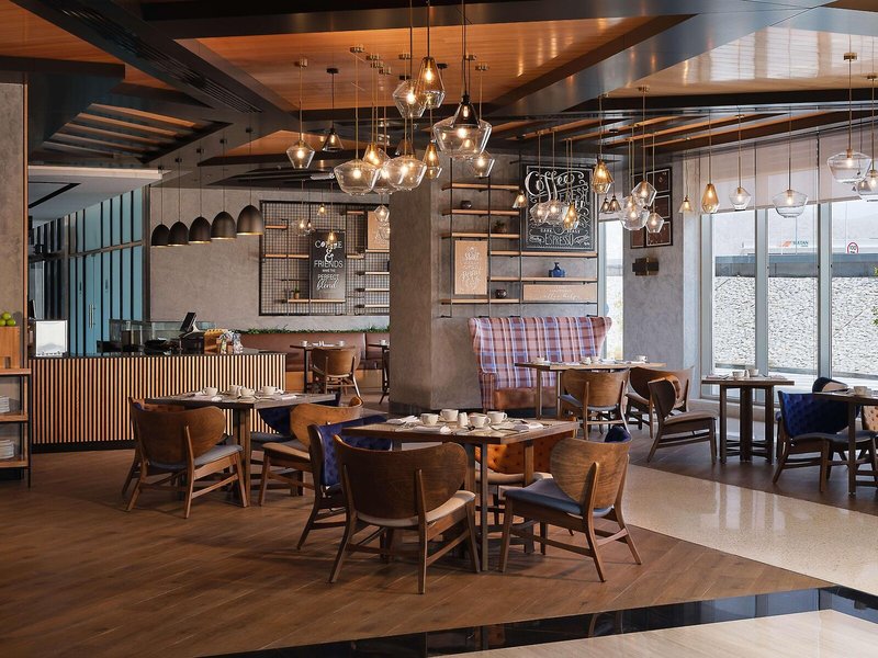 DoubleTree by Hilton Muscat Qurum 20