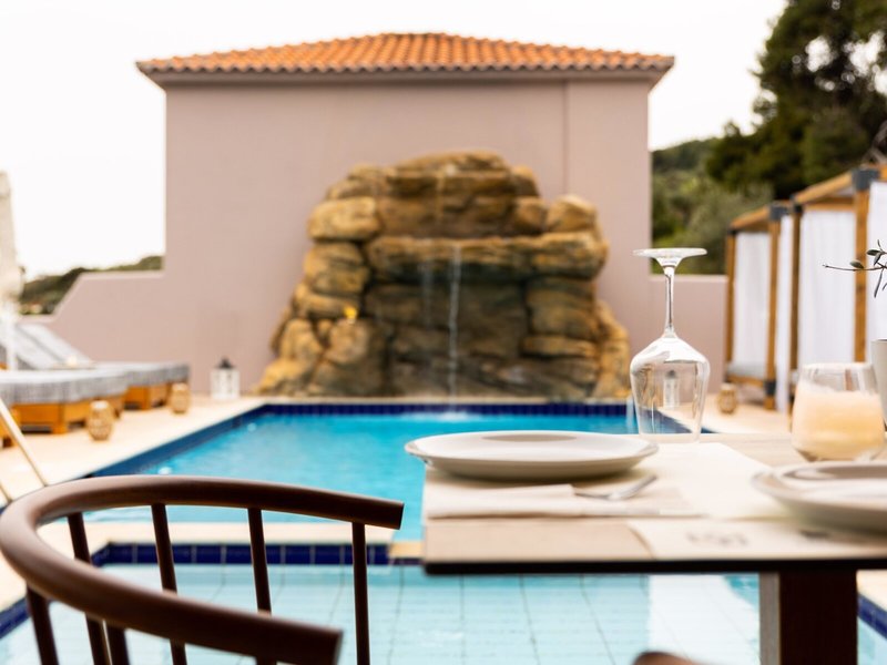 Skiathos Avaton Suites & Villas 14