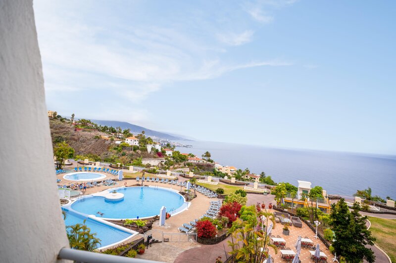 Coral La Quinta Park Suites 119