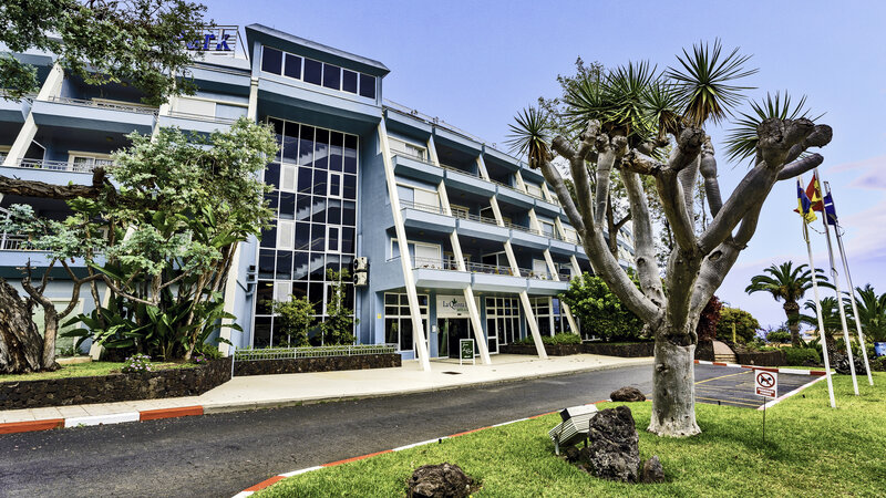 Coral La Quinta Park Suites 1