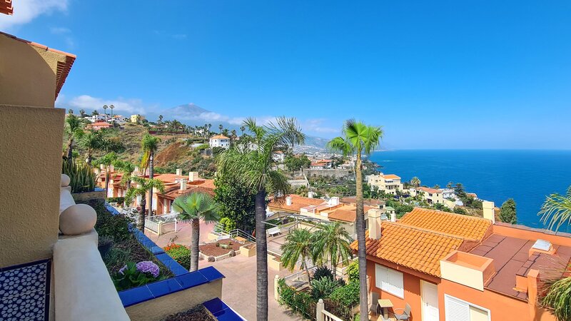 Coral La Quinta Park Suites 32