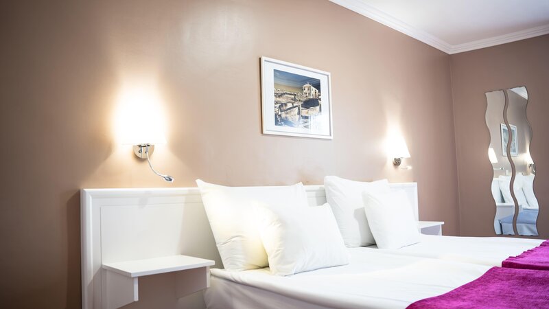 Coral La Quinta Park Suites 58