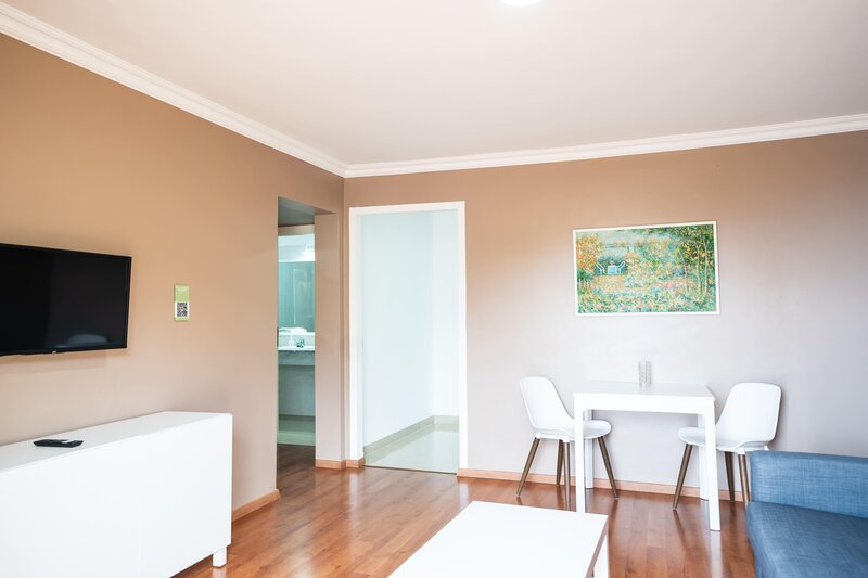 Coral La Quinta Park Suites 62