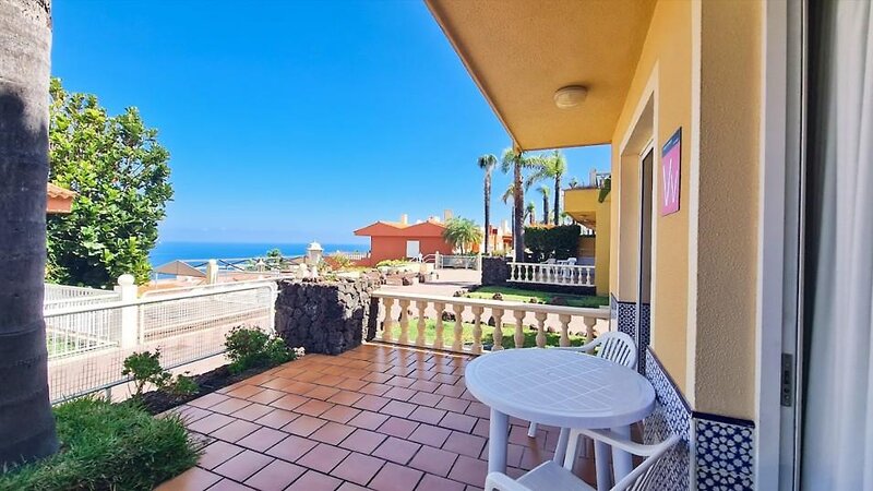 Coral La Quinta Park Suites 93