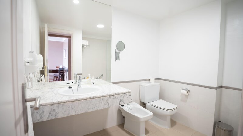 Coral La Quinta Park Suites 103