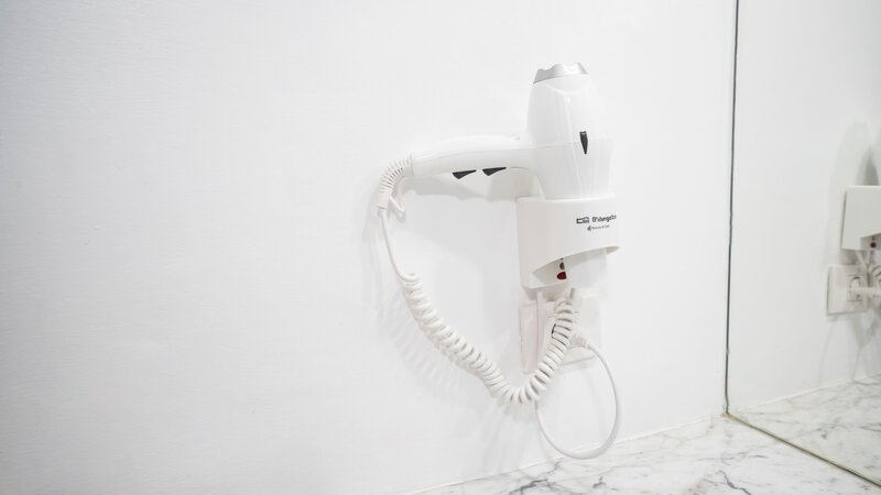 Coral La Quinta Park Suites 104