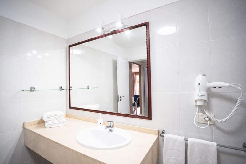 Coral La Quinta Park Suites 109