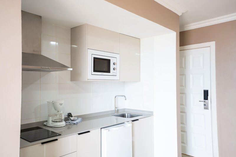 Coral La Quinta Park Suites 145