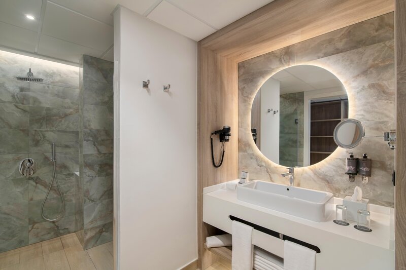 Serenade All Suites, Adults Only Resort 96