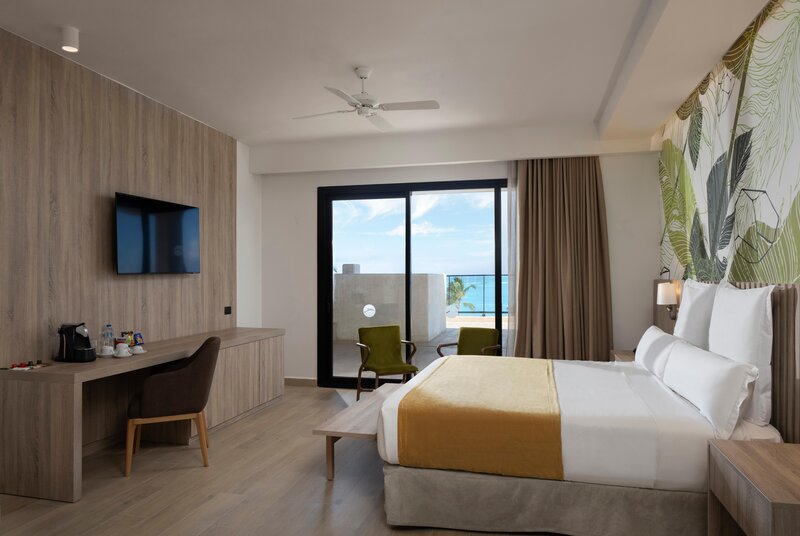 Serenade All Suites, Adults Only Resort 79
