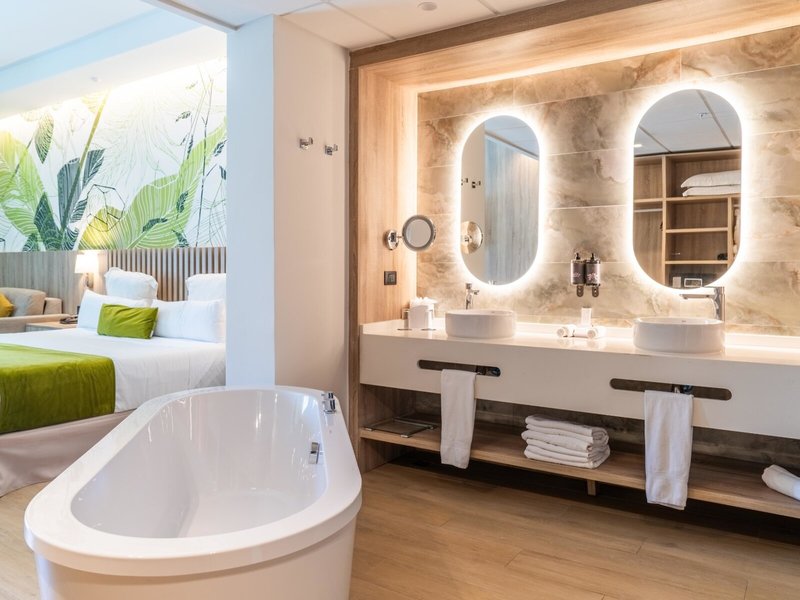 Serenade All Suites, Adults Only Resort 16