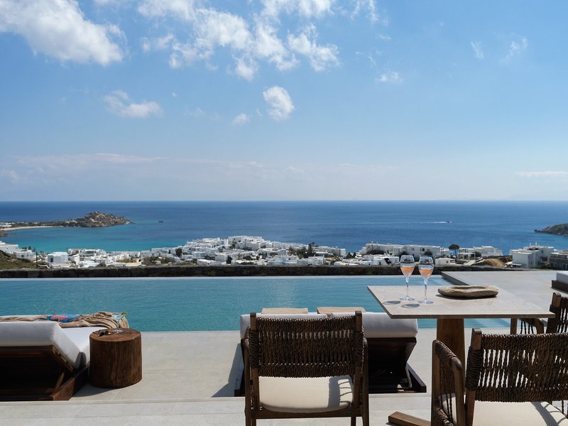 Ezio Bo Luxury Living 2