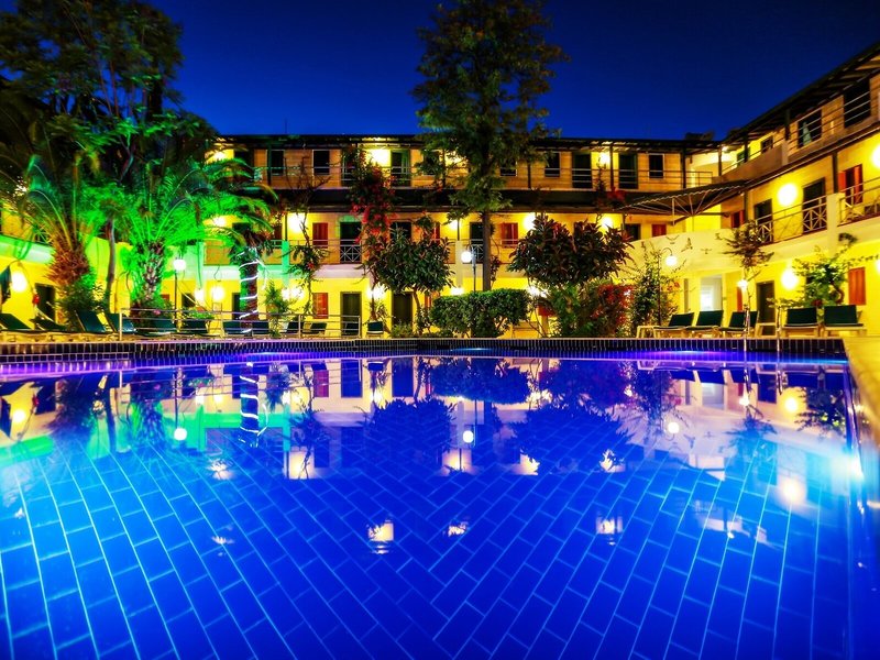 Hotel Bleu Nuit 16