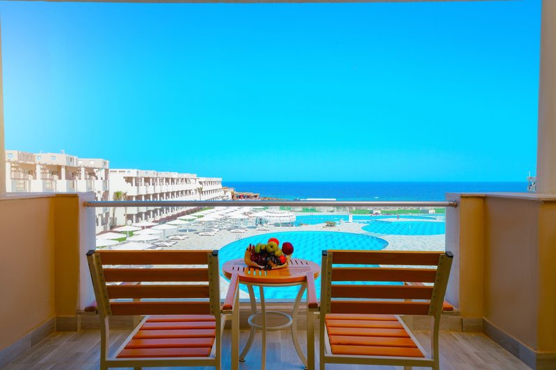 Sirena Beach Resort & Spa 6
