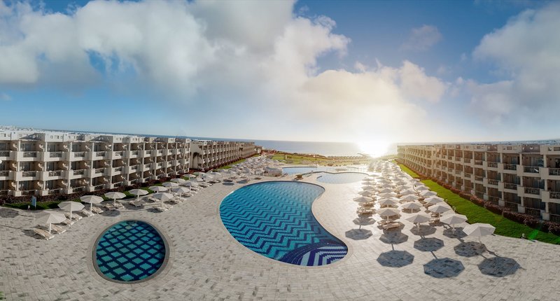 Sirena Beach Resort & Spa 12