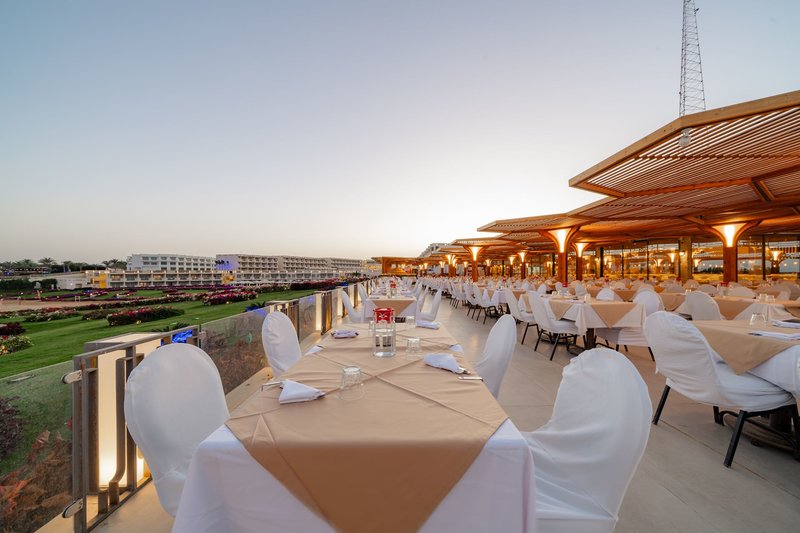 Sirena Beach Resort & Spa 18