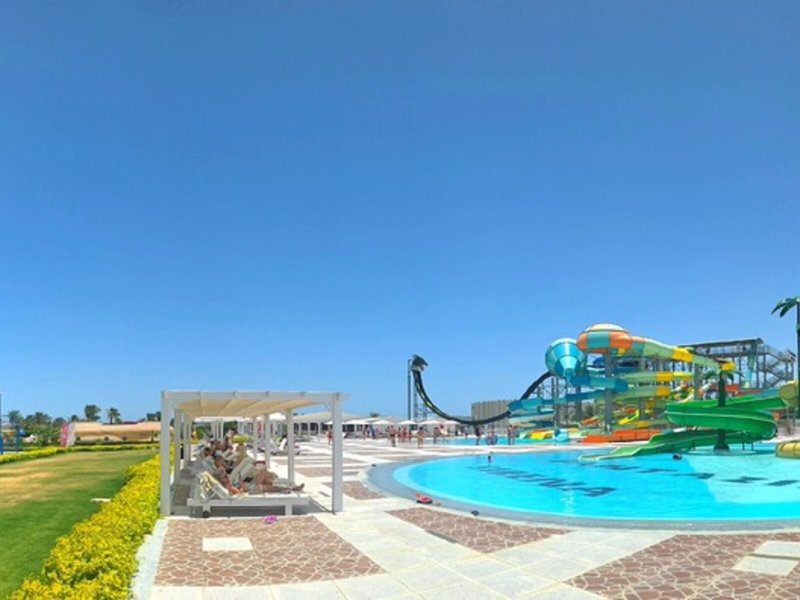 Sirena Beach Resort & Spa 25