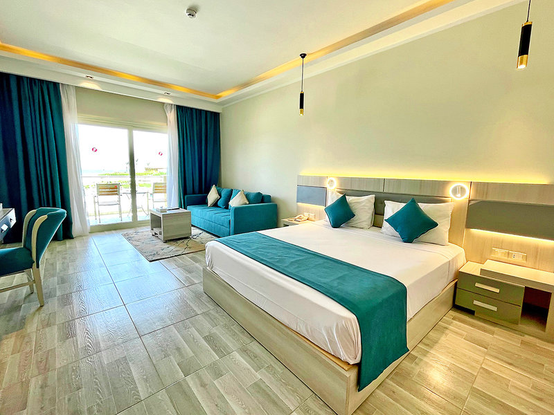 Sirena Beach Resort & Spa 2