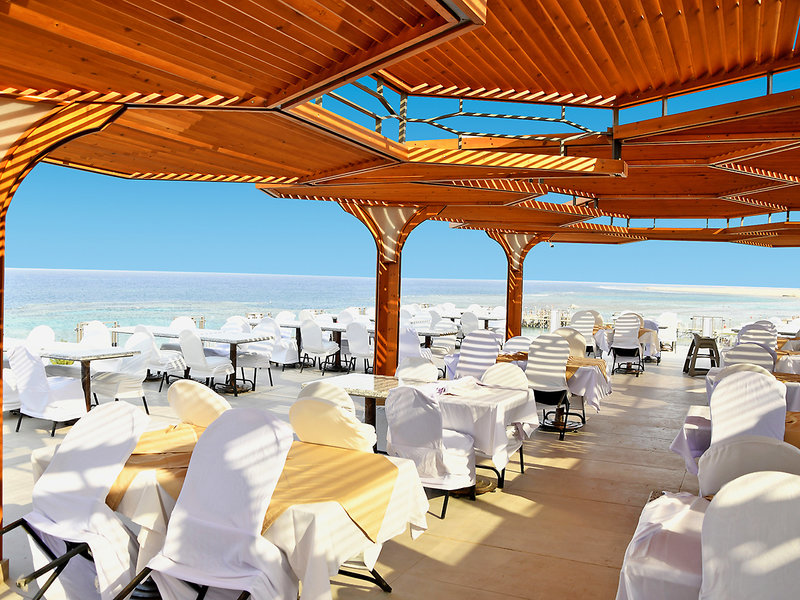 Sirena Beach Resort & Spa 4