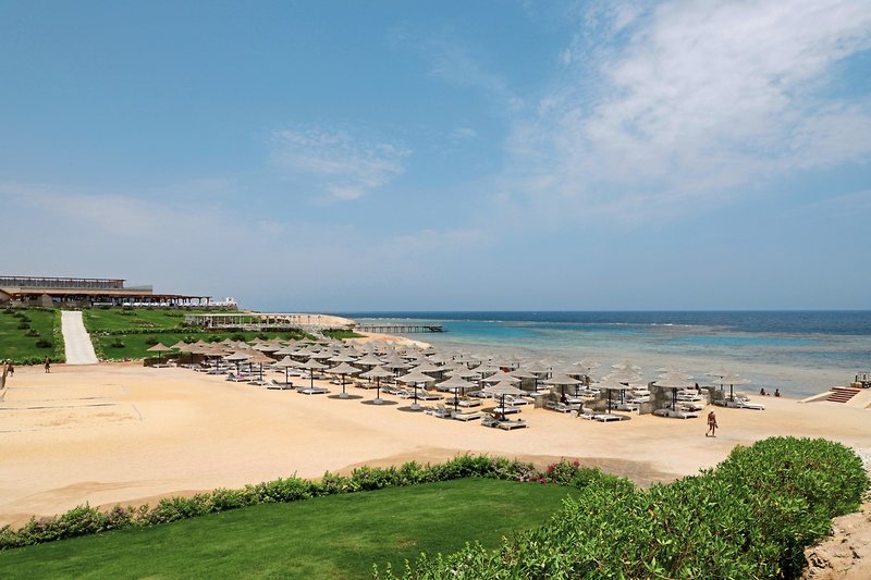 Sirena Beach Resort & Spa 8