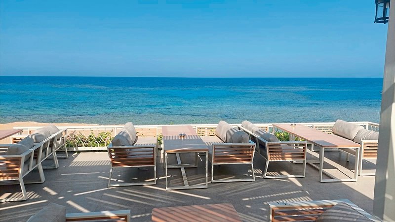 Sirena Beach Resort & Spa 11