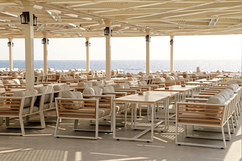 Sirena Beach Resort & Spa 16