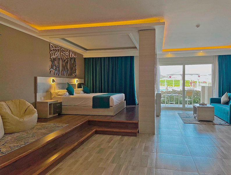 Sirena Beach Resort & Spa 20