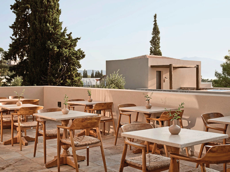Pierros Verde Private Suites 4