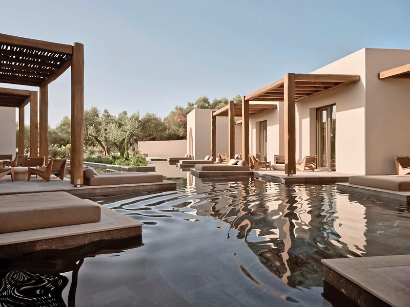 Pierros Verde Private Suites 18