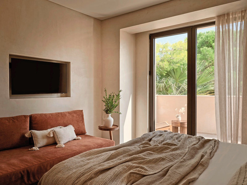Pierros Verde Private Suites 22