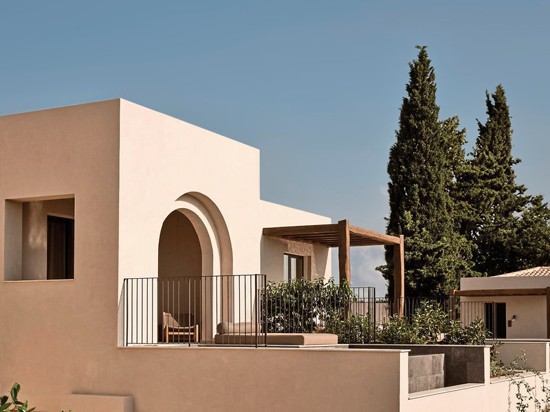 Pierros Verde Private Suites 31