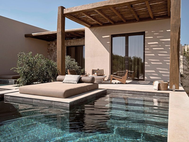 Pierros Verde Private Suites 32