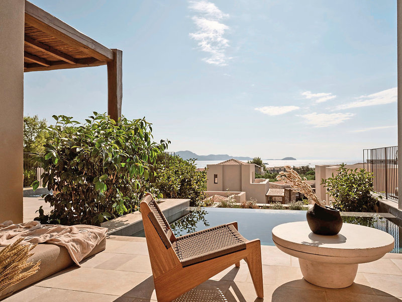 Pierros Verde Private Suites 33